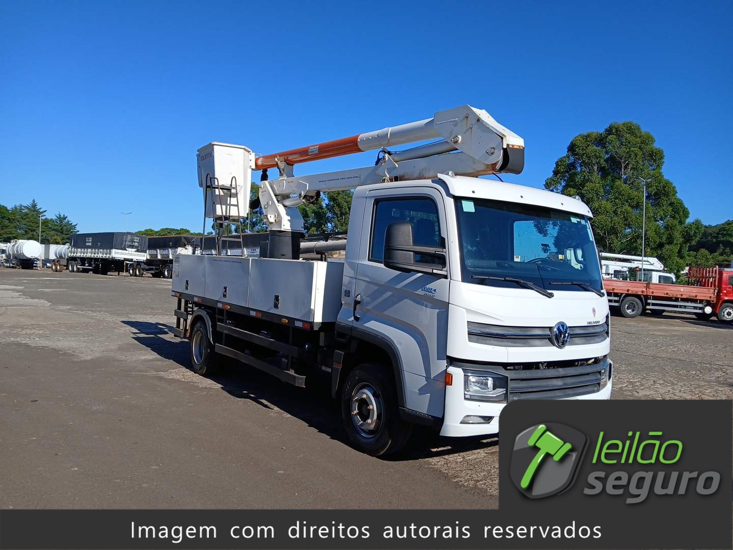 LOTE 079 VOLKSWAGEN 11.180 DELIVERY 4X2 2020/2021