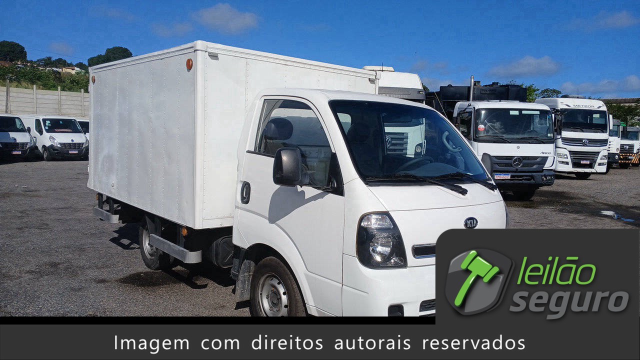 LOTE 085 KIA UK2500 HD SC 3-4 2019/2019