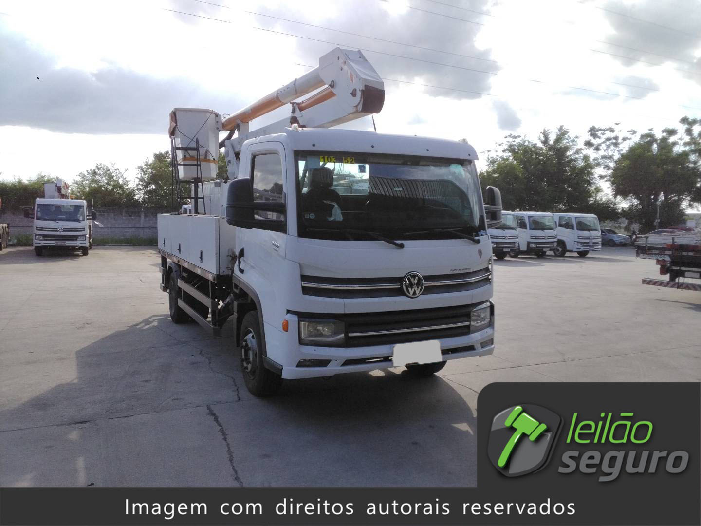 LOTE 103 VOLKSWAGEN 11.180 DELIVERY 4X2 2020/2021