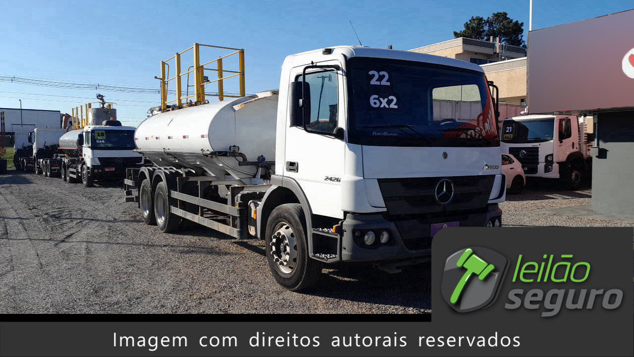 LOTE 120 MERCEDES-BENZ ATEGO 2426 6X2 2022/2022