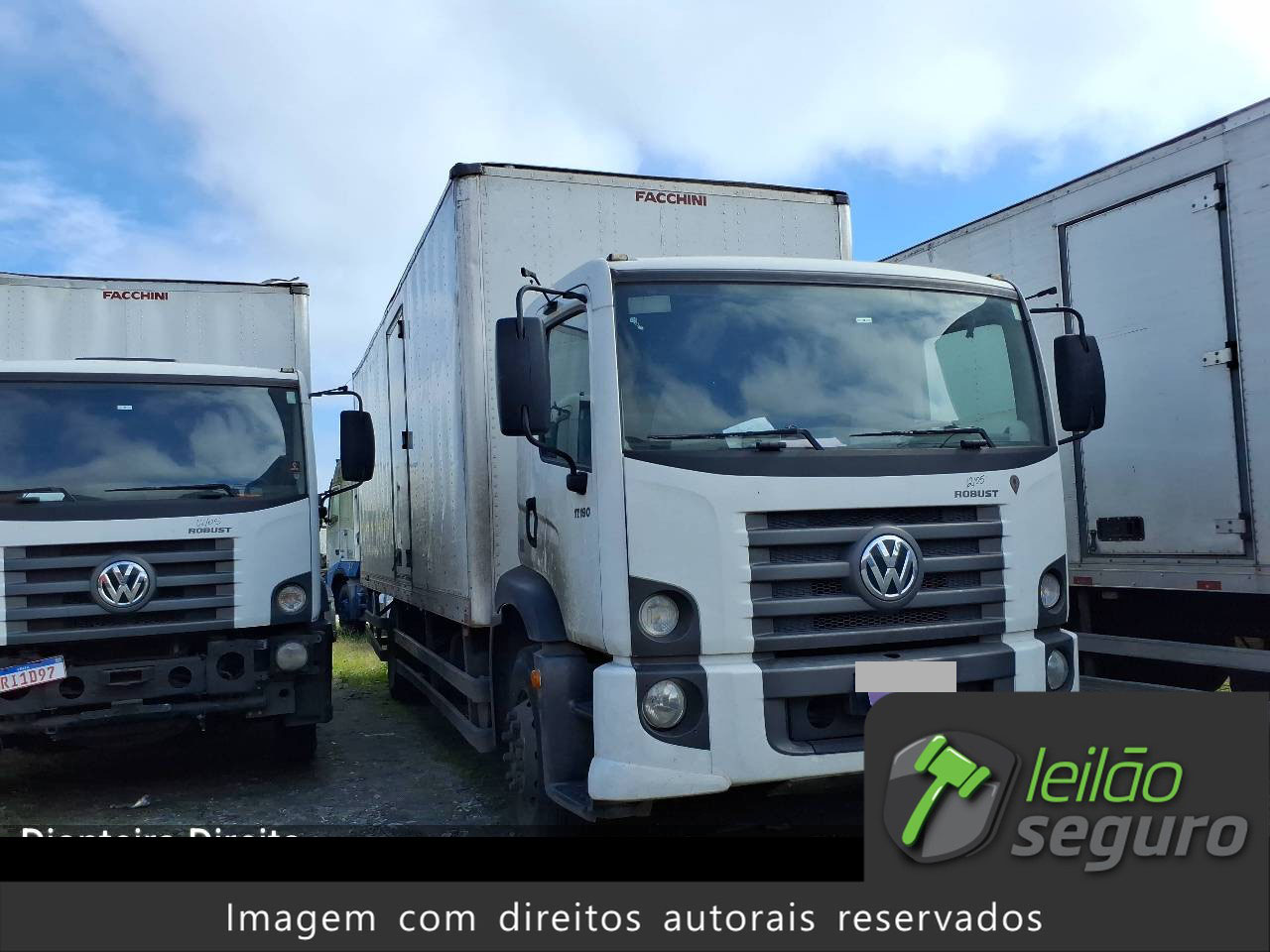 LOTE 002 VOLKSWAGEN 17.190 CRM ROB 4X2 2022/2023