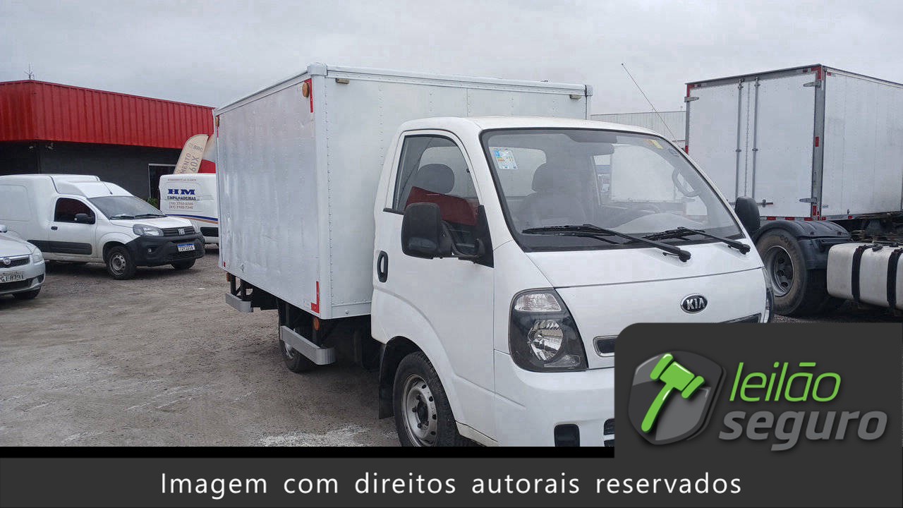 LOTE 015 KIA UK2500 HD SC 3-4 2019/2019