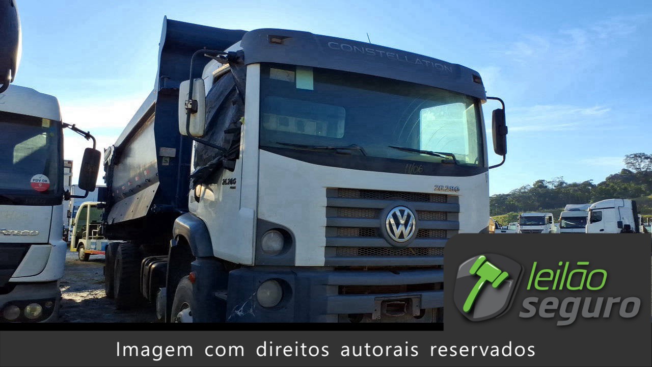 LOTE 009 VOLKSWAGEN 26.280 CRM 6X4 2020/2021