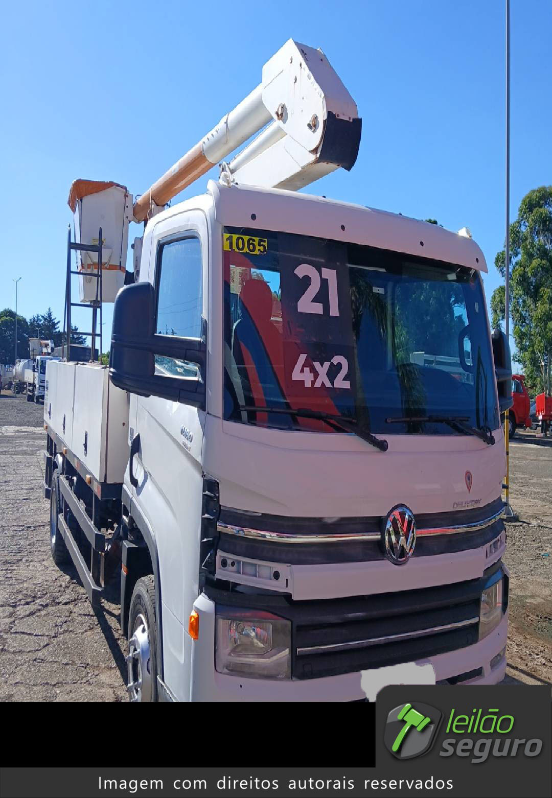 LOTE 010 VOLKSWAGEN 11.180 DELIVERY 4X2 2020/2021