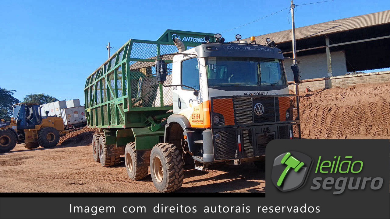 LOTE 001 VOLKSWAGEN VW 31.280 6x4 AGRONOMOUS + TRANSBORDO ANTONIOSI ATA 22 T C/ KIT MUDA GPS TRIMBLE PNEUS CEAT 8X4 2023/2023
