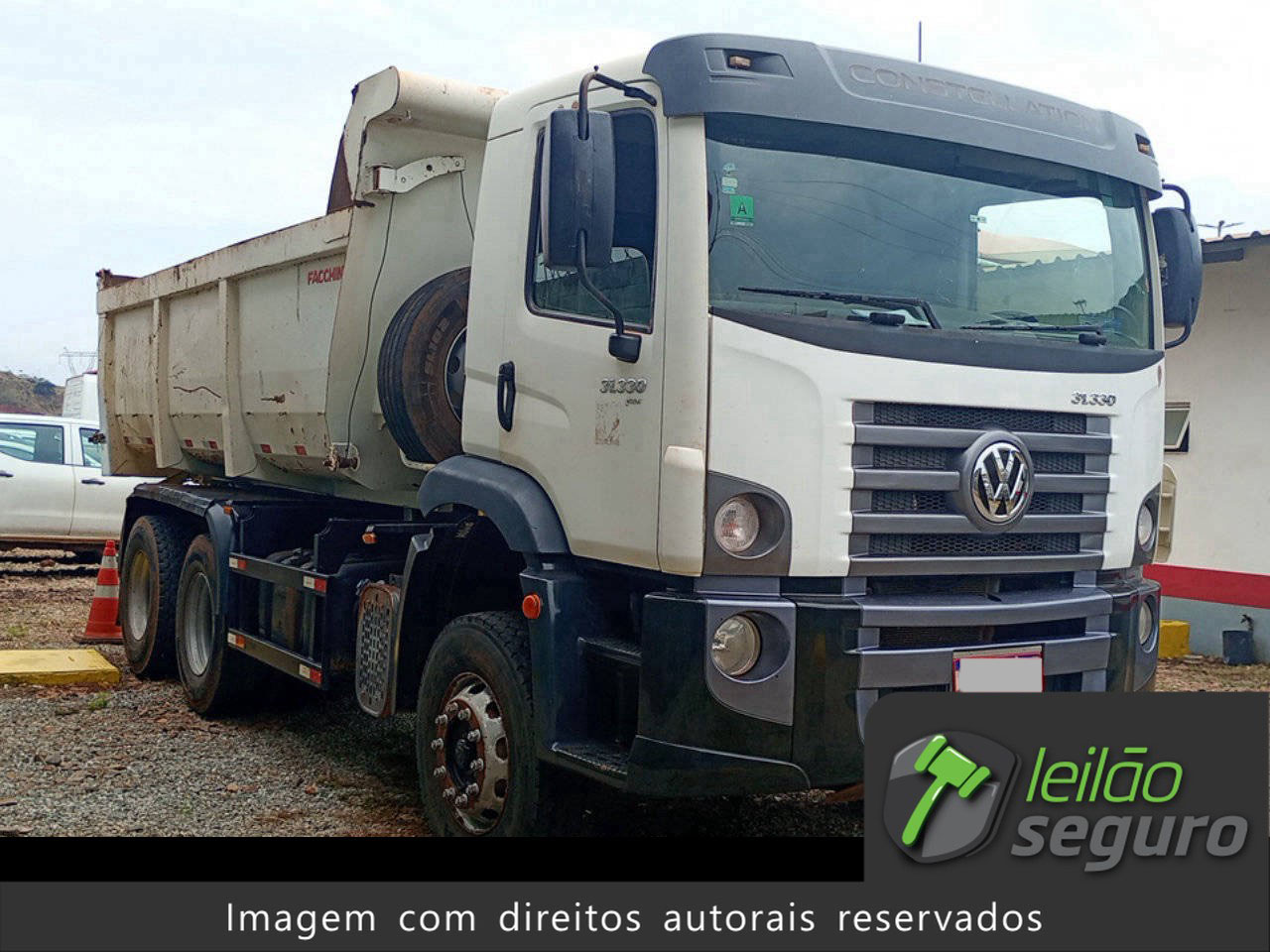 LOTE 009 VOLKSWAGEN 31.330 CRC 6X4 2020/2021