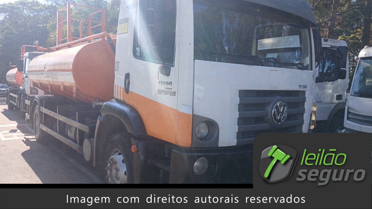 LOTE 012 VOLKSWAGEN 17.190 CRM 4X2 2019/2020