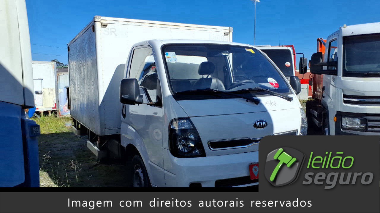 LOTE 013 KIA UK2500 HD SC 3-4 2019/2020