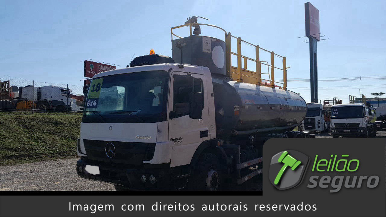 LOTE 015 MERCEDES-BENZ ATEGO 2730 6X4 CE 2017/2018
