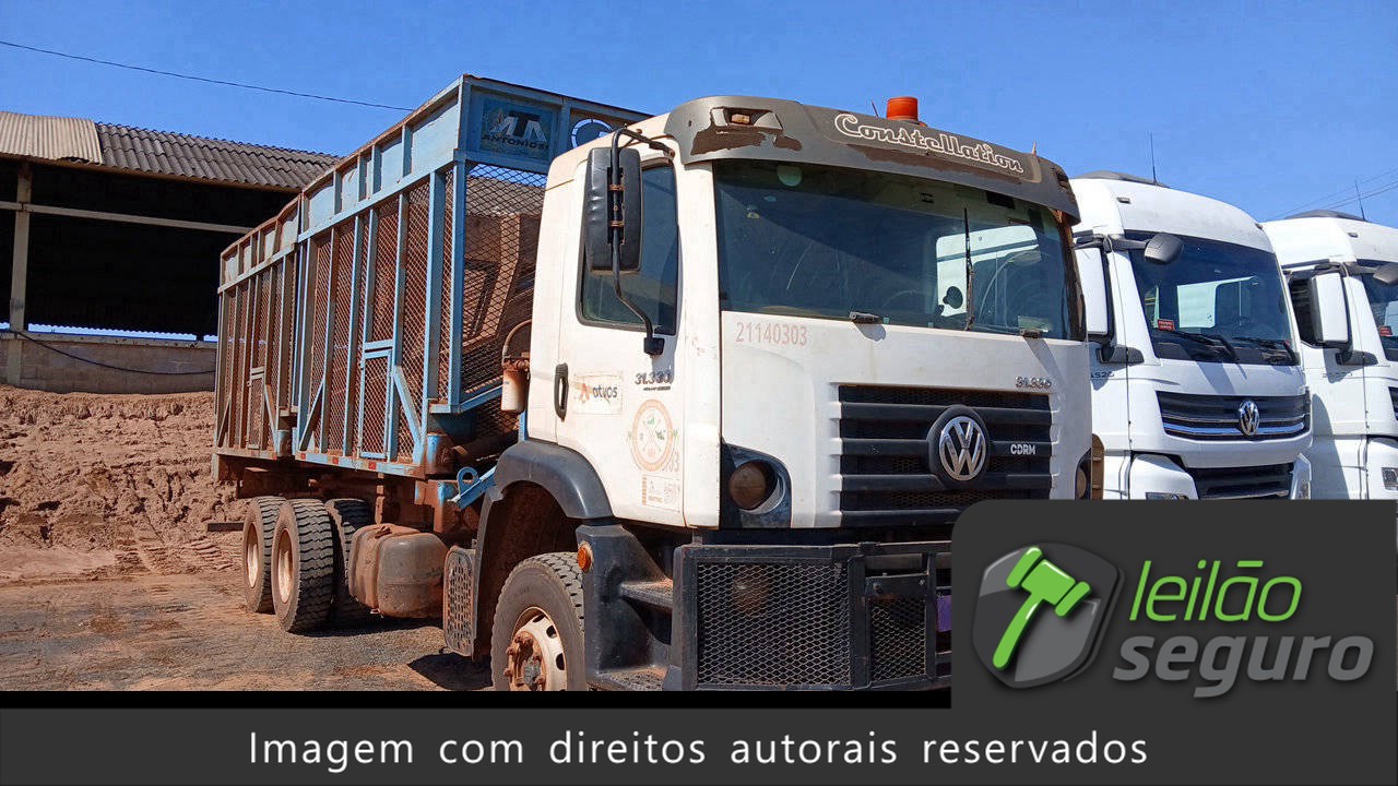 LOTE 018 VOLKSWAGEN 31.330 CRC 6X4 2014/2015