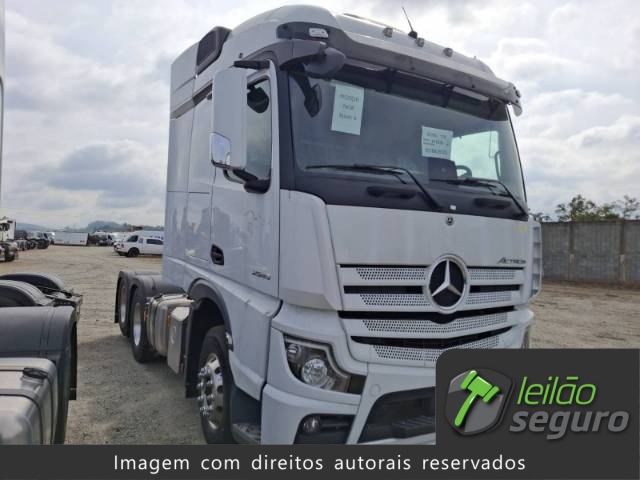 LOTE 1072 MERCEDES-BENZ ACTROS CAVALO MECÂNICO 2025/2025