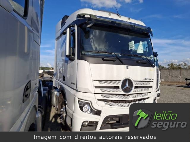 LOTE 1073 MERCEDES-BENZ ACTROS CAVALO MECÂNICO 2025/2025