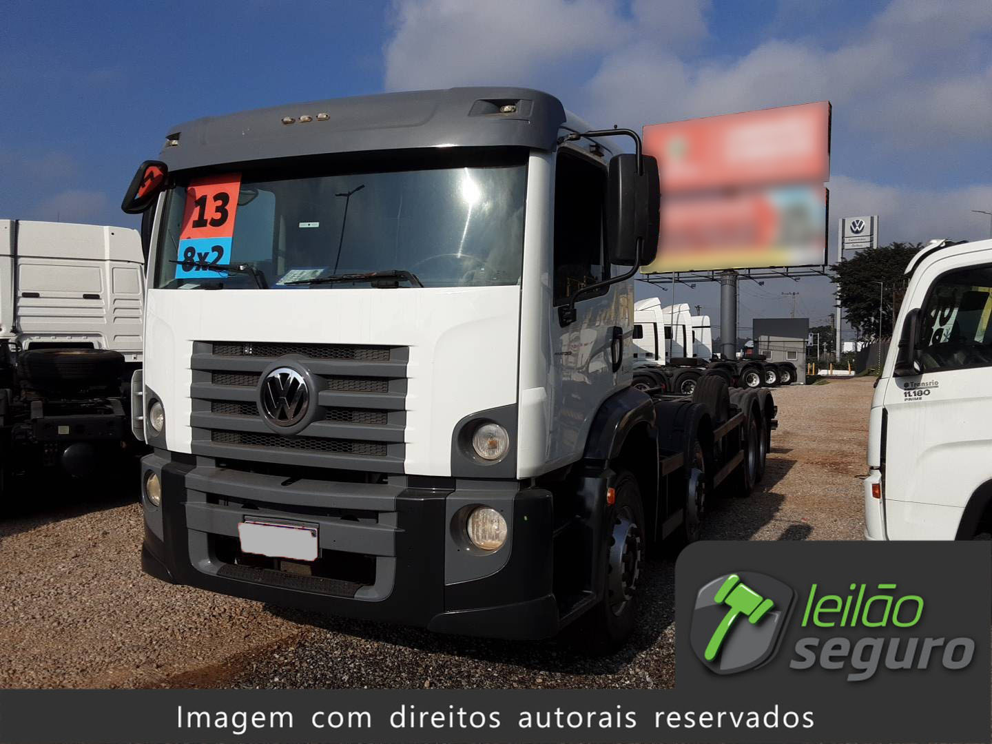 LOTE 019 VOLKSWAGEN 24.280 E CONSTEL. 6X2 2013/2013