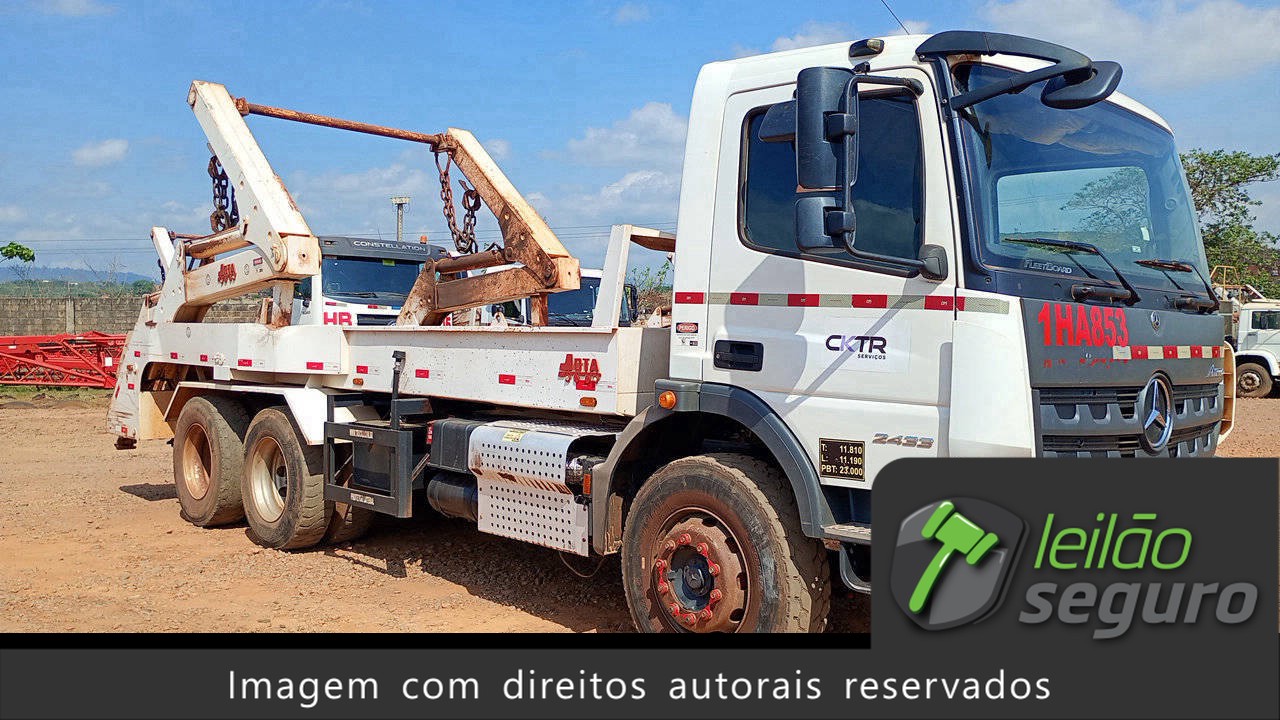 LOTE 038 MERCEDES-BENZ ATEGO 2433 CEL 6X2 2024/2025